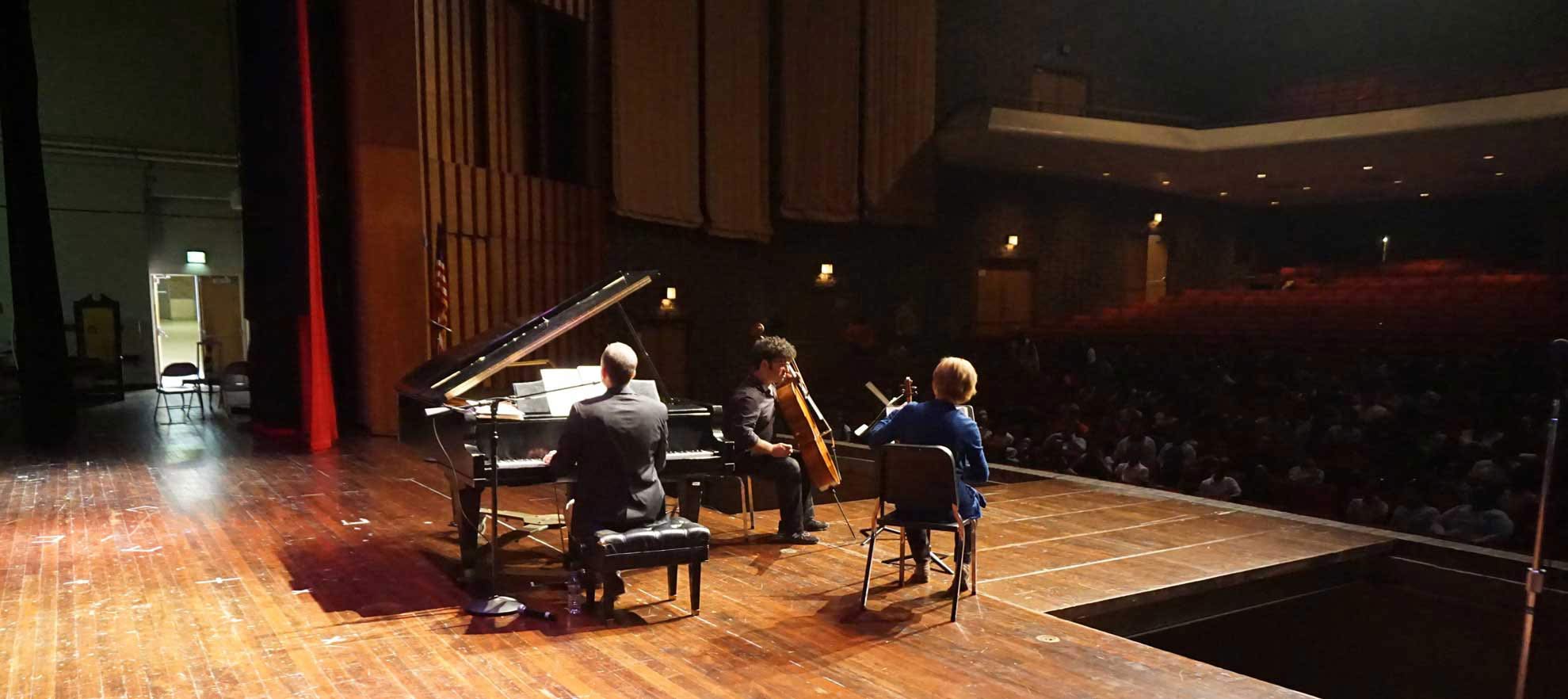 Music education session with the Atar Trio