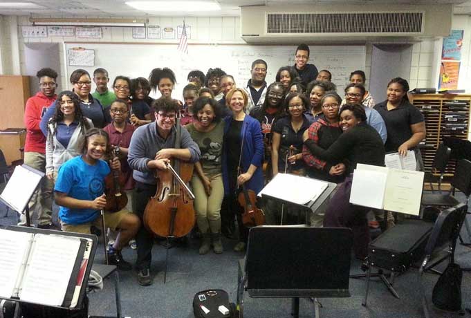 Music education session with the Atar Trio